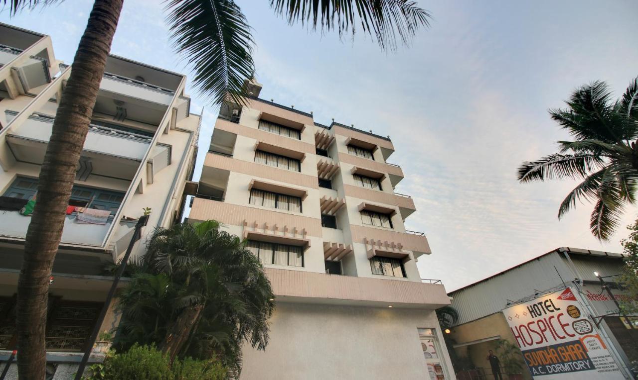Hotel Hospice Surate Exterior foto